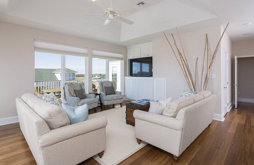 Pirates Beach House | 5 BEDROOMS, 41/2 BATHS. GOLF CART INCLUDED! PIRATES BEACH.