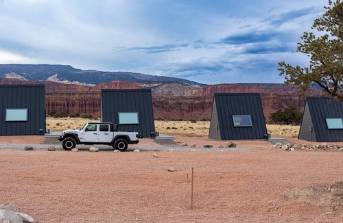 Teasdale Cabin | #58 Star-Gazing A-Frame cabin, King Bed, Pet Friendly, Bathroom at bathhouse