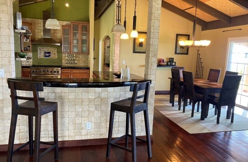 Ninole House | 6.5 acres Oceanfront Estate with180-degree views of the deep blue Pacific Ocean!