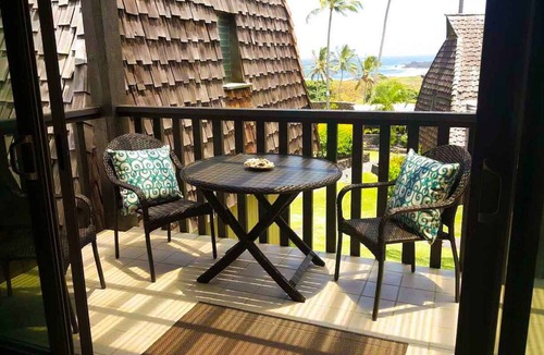 Punaluu Condo | #70 Pog`s Place at Black Sand Beach Punalu`u with Ocean views and Travertine floors.