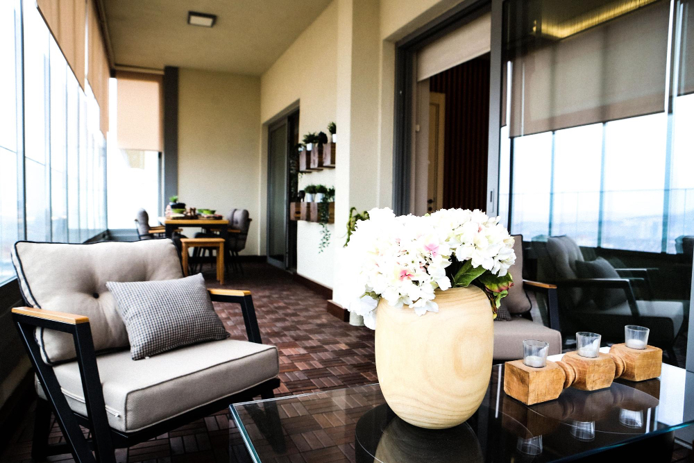 Spring Valley Villa | 7BD/5BA VILLA & Casita - Tennis Court + Strip Views + 7min to Strip! ⭐️⭐️⭐️⭐️⭐️