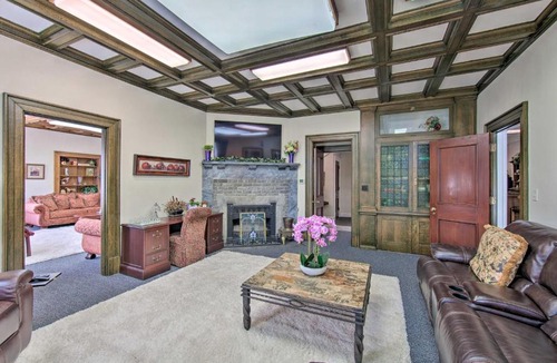 Annville House | 8 Mi to Hersheypark: 'Millard Mansion' in Annville