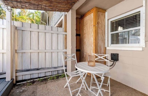 Cape Caneveral Beach Gardens Condo | A+ Location~ Backyard~ BBQ~ 1 GIG wifi~ Beach 5 mins