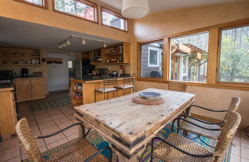 Black Mountain Cottage | A luxury cottage created by Black Mountain College