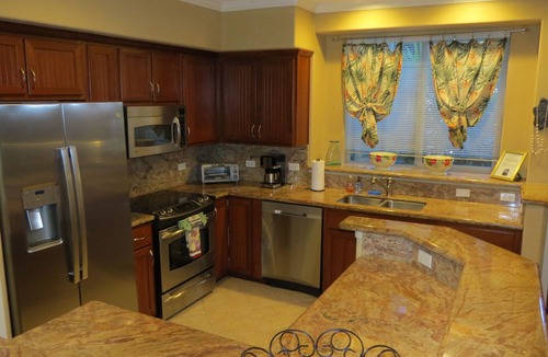 Kamuela Condo | Affordable Luxury @ $300-370 a Night - Golfer's Paradise!
