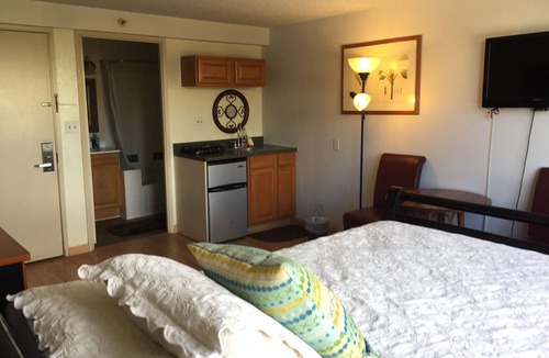 Waikiki Condo | Affordable! Waikiki wonderful view Studio
