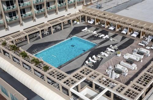 Ala Moana Apartment | Ala Moana Condo by Zelloo
