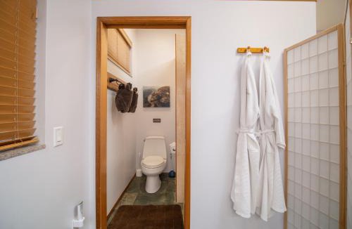 Kihei House | Aloha Aku Honu2 Suite - Relax by the Sea in Tranquility