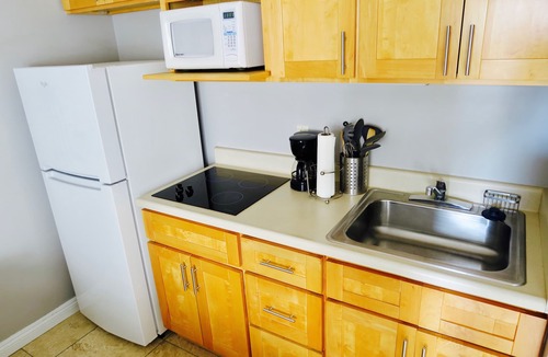 Waikiki Apartment | Aloha Suite Near the Sea I, 3 Block Walk to Beach! Great Location!