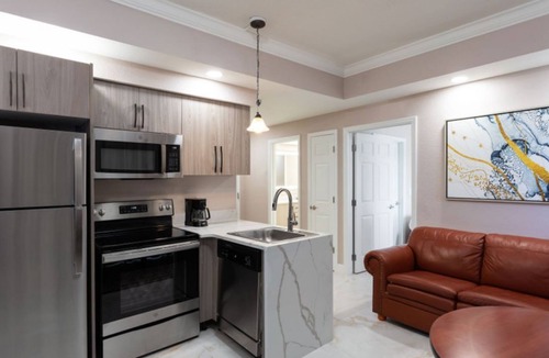 Florida Center Condo | AMAZING 2 Bedroom Resort Condo near UNIVERSAL STUDIOS