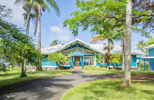 Hakalau House | Amazing Hamakua Coast Oceanfront Retreat - 2BR Private Home