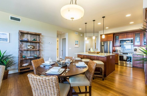 Poipu House | Amazing Kiahuna Plantation Golf Views - Sleeps 6 with A/C, Pool, Hot Tub & More
