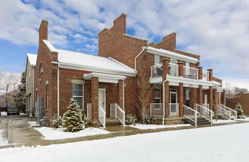 Cottonwood Heights Apartment | Amazing new 2BR unit 2 min from Big Cottonwood Canyon- located for ski access!