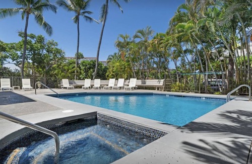 Historic Kailua Village Apartment | Apartment in town-walking distance to everything