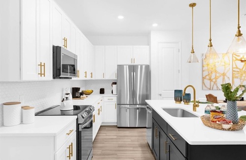 Sandy Ridge House | August Won't Wait/Reserve now before this free-night offer ends.