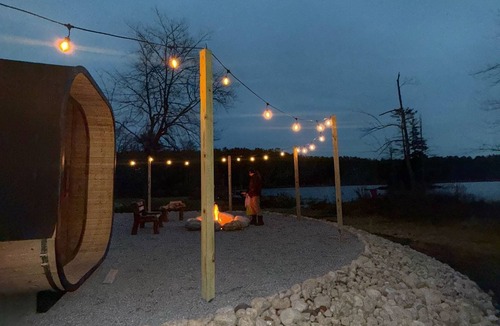Chestertown Cabin | Authentic Log Cabin with Lake Views and Sauna