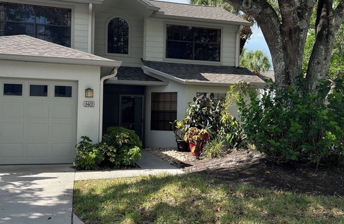 Pine Ridge House | Available starting April 5, Town Home near Mercato Shops & Vanderbilt Beach