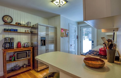 Rangeley House | Badgers Camp - Beautiful and spacious home on Dodge Pond