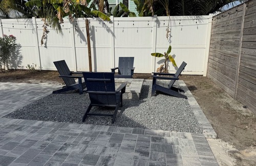 St. Augustine Beach House | Beach Bungalow 2BR/2BA 1‑block to Beach Backyard Oasis Firepit