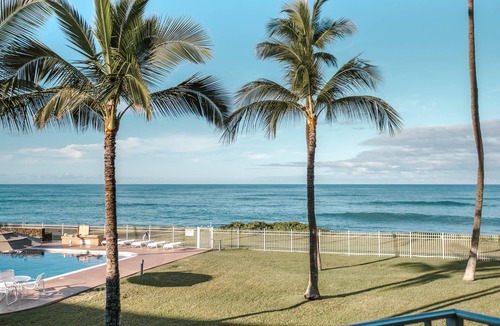 Maili Condo | Beachfront Condo