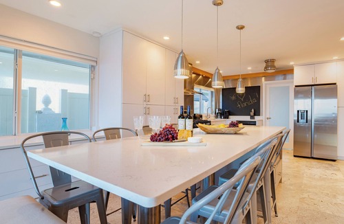 Birch Park Finger Streets House | Beachfront Home | Pool + Al Fresco Dining + Ocean Views | Beach Haven