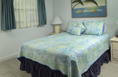 Indialantic By The Sea Resort | Beachfront Indialantic Retreat | 1 King Bed | Near Cocoa Beach