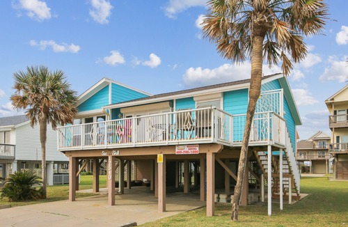Spanish Grant House | Beachfront Sea Shell | Beachfront, Steps to Water