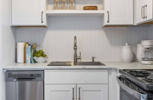 Cape Caneveral Beach Gardens House | Beachside Blast Off – Stylish Cape Canaveral Townh