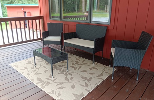 Cammal House | Bear Bottom Cabin. Your own getaway adventure! Sleeps 16 - 4 bedrooms