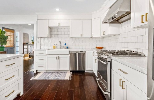Manoa House | Beautiful Hawaiian View Hale/Home Small Pool and views! Live Like a local!