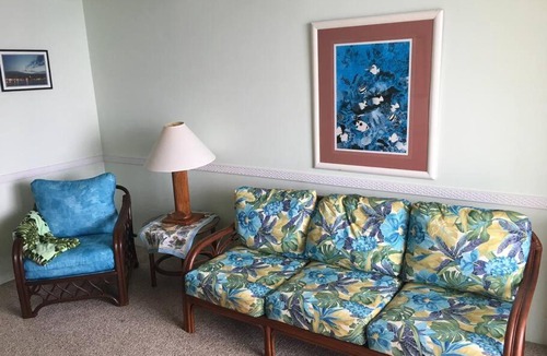 Kailua-Kona House | Beautiful Oceanfront Welcomes you at Hale Kona Kai 203 by Casago Kona
