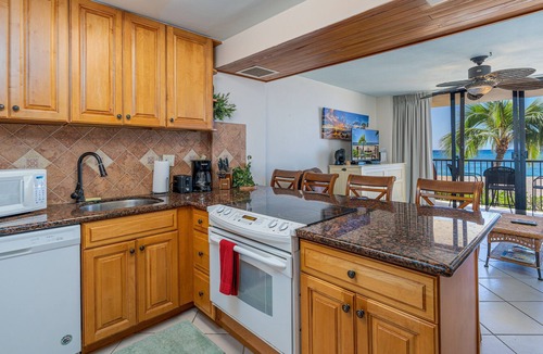 Makaha Condo | Beautiful, Remodeled First Floor Condo: 3 Steps to the Beach (HP104)