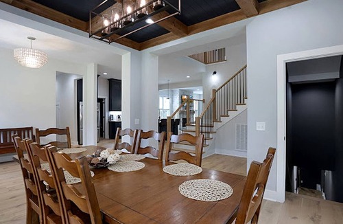 Mount Juliet Cottage | Beautiful Secluded Cottatge Nestled Amidst Trees in Mount Juliet, Tennessee