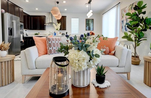 Sovana House | Beautiful Villa 6 BR Near Strip Arcade Game Fun