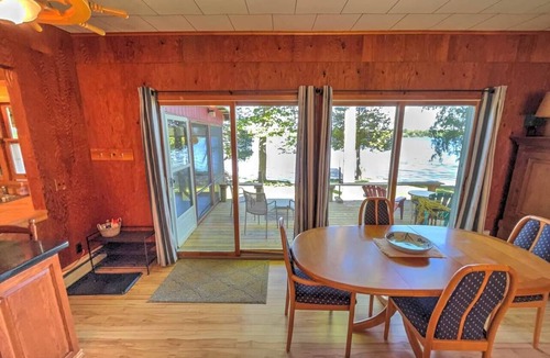 Rideau Lakes Cottage | Belsize Cottage, Upper Rideau Lake