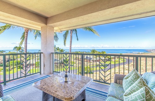 Kamuela Condo | Best of Wai'ula'ula - Beautiful Decor, Ocean View, Resort Access!