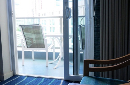 Ala Moana Condo | BEST RATE! ADA Studio Ala Moana Condominium (AH01)