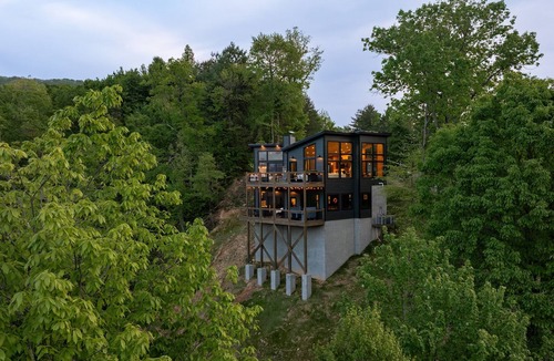 Wears Valley Cabin | Best Views Indoor Pool Hot Tub Romance