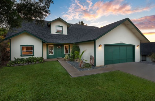 Waikoloa House | Big Family Home, Heated Pool, Yard, Lanai's, Views, Location! Air Conditioning