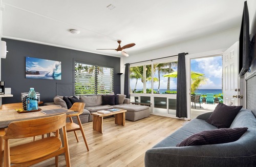 Pupukea House | Bird Of Paradise @ Ke Iki Beach Bungalows ~ Daily Free Yoga~Sauna~Cold Plunge~AC