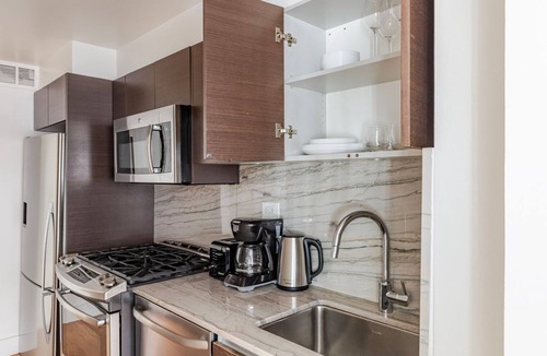 Kips Bay Apartment | Blueground | Kips Bay, fitness center, nr NYPL