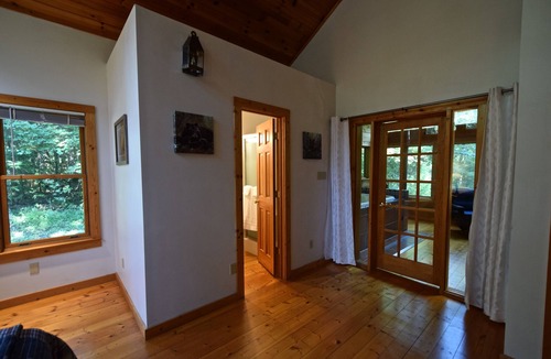 Townsend Cabin | Boulder Pass, 5 miles from the Great Smoky Mountain park entrance in Townsend !