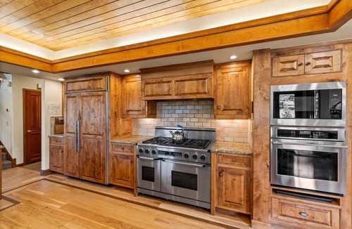 Boulder Ridge House | Boulder Ridge Lodge: Huge Ski-In Home w/20 Beds