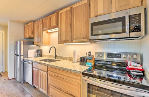 Peak 8 Apartment | Breckenridge Condo w/Gas Grill < 1 Mi to Peak 8!