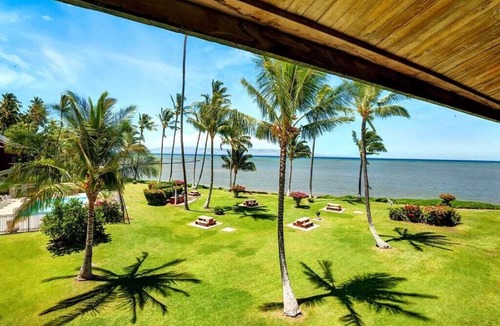 Kaunakakai Condo | Bright Ocean View w/Lanai, Cable-TV, and WiFi–#220