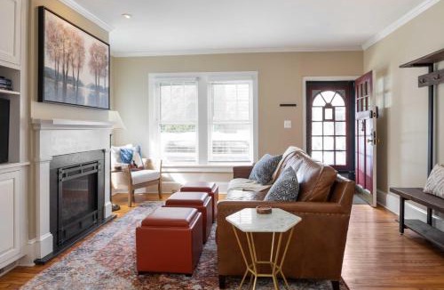 Lambertville House | 'Brooke House' In The Heart of Downtown w/Patio!
