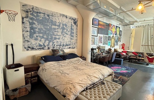 Bedford-Stuyvesant Apartment | Brooklyn Loft with 8 ft pool table, king sized bed, full wall of windows and AC!