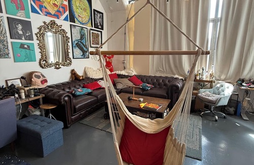 Bedford-Stuyvesant Apartment | Brooklyn Loft with 8 ft pool table, king sized bed, full wall of windows and AC!
