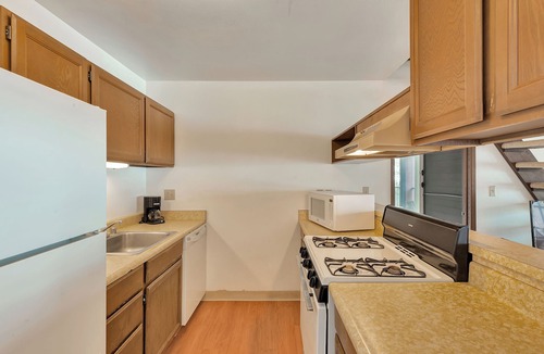 Kaunakakai Condo | Castle at Moloka'i Shores