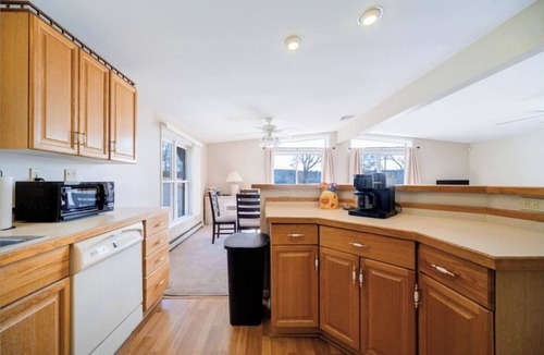Monticello House | Catskills Lakefront Getaway at Sackett Lake